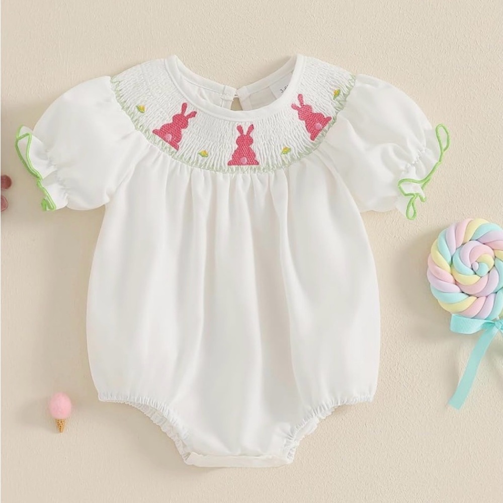 New Baby Bubble Smocked Romper 0-3m